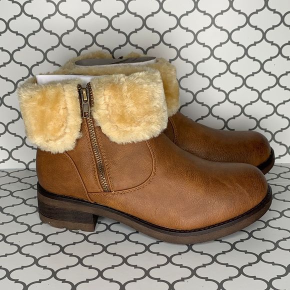 GLOBALWIN Women's KadiMaya16YY1820 Boots - Picture 2 of 6